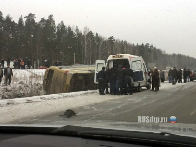 Крупная авария на трассе Екатеринбург-Серов 