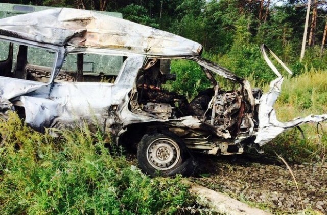 Три человека погибли в ДТП с электровозом в Амурской области 