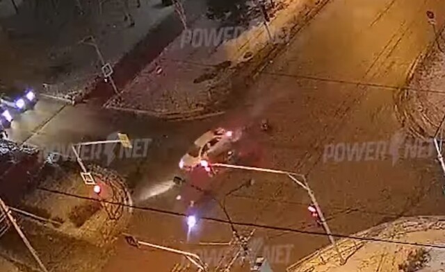 Мотоциклист спровоцировал ДТП на перекрестке в Волжском 