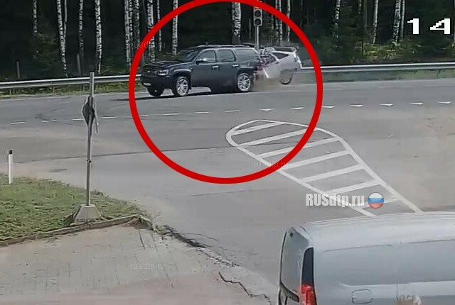 Водитель ВАЗа погиб в ДТП на Выборгском шоссе в Петербурге 