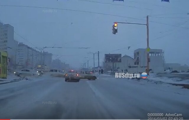 На перекрестке