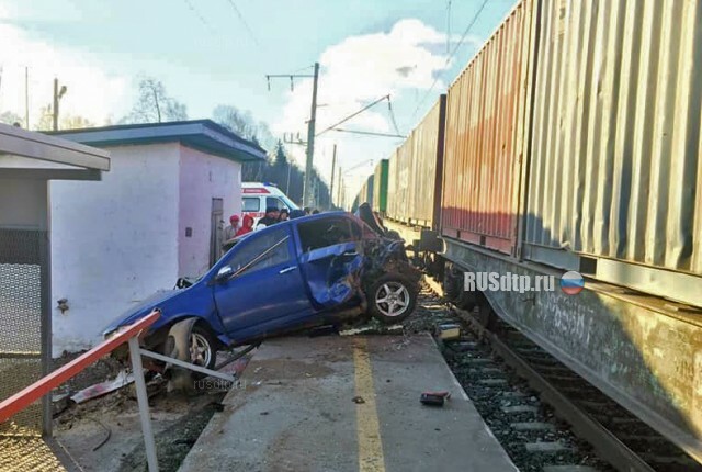 В Башкирии пенсионер погиб, столкнувшись с поездом 