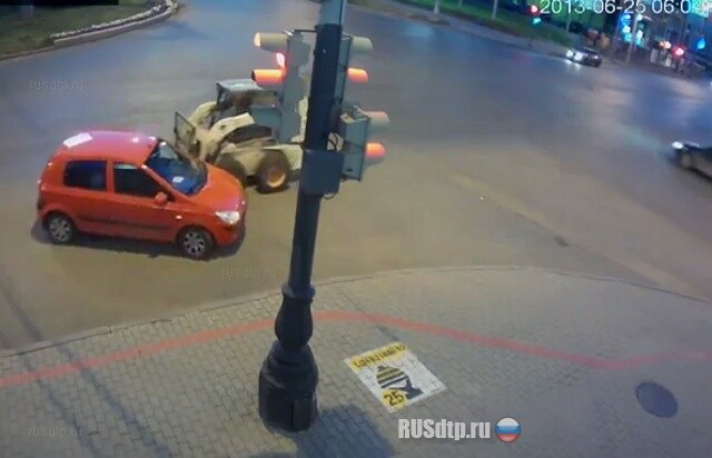 Нереальное ДТП в Екатеринбурге 