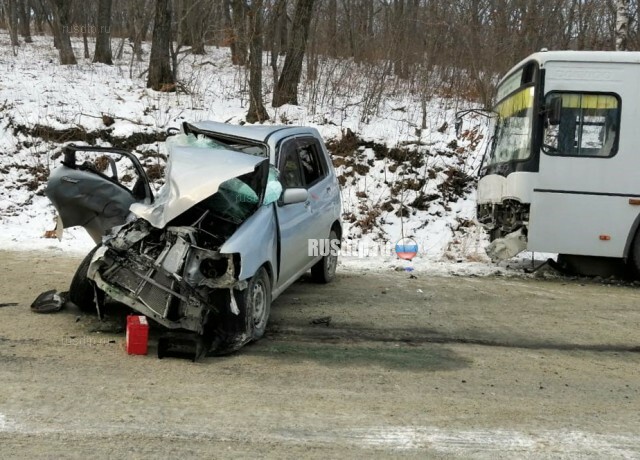 В Приморье в ДТП с автобусом погибли два человека 