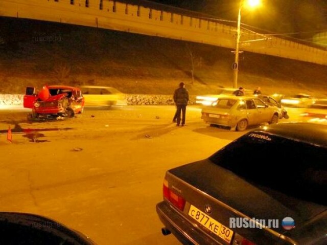 Ночная авария в Астрахани 