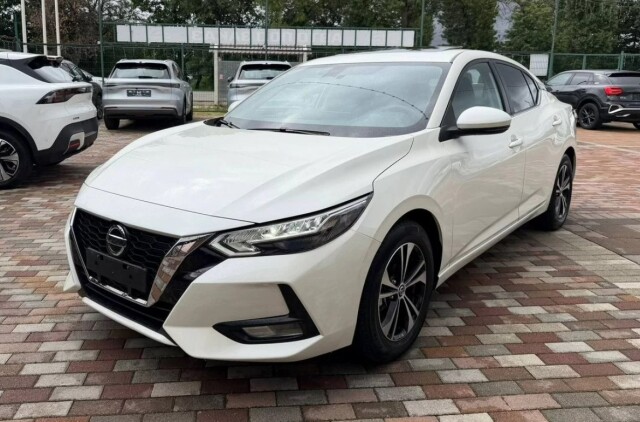 Nissan Sylphy: недорогой седан из Китая на российском рынке 