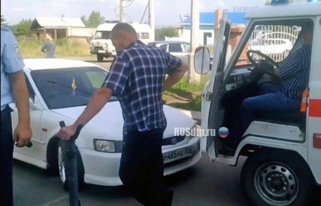 Женщина заблокировала проезд скорой в Красноярском крае