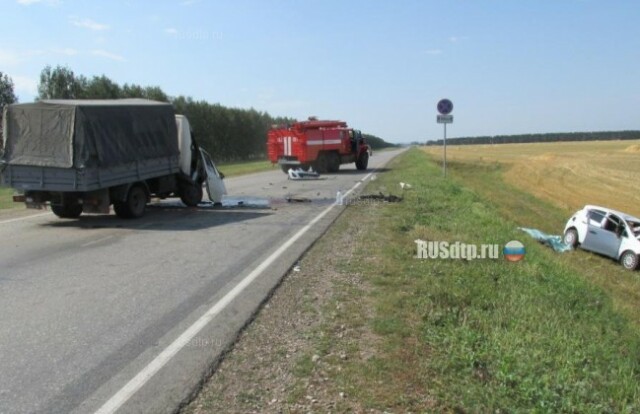 Водитель и пассажир \»Опеля\» погибли при столкновении с \»Газелью\» в Башкирии 