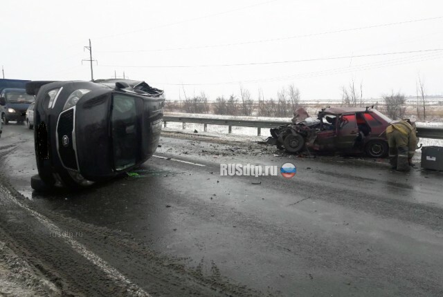 Водитель ВАЗа погиб в ДТП на трассе Самара-Оренбург 