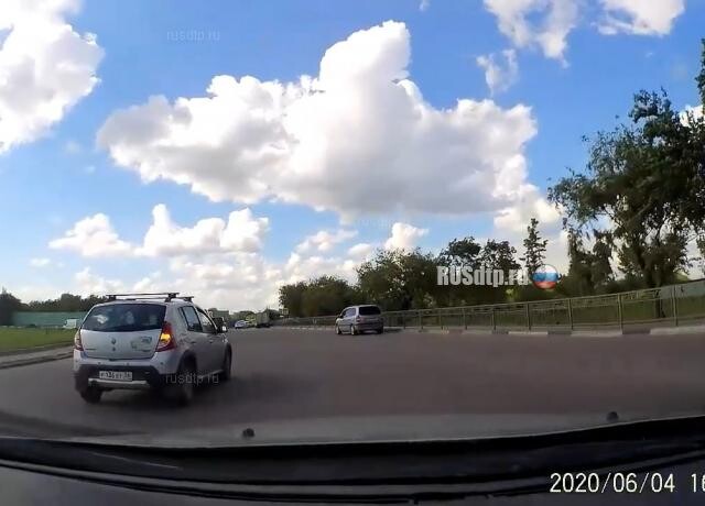 Я ехала и поворачивала (с)