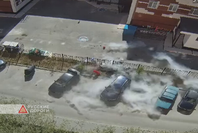 В Новом Уренгое взорвался автомобиль
