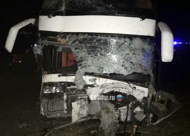 Двое погибли в ДТП с автобусом в Ростовской области 