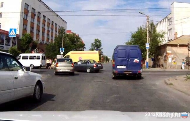 Опять скорая 