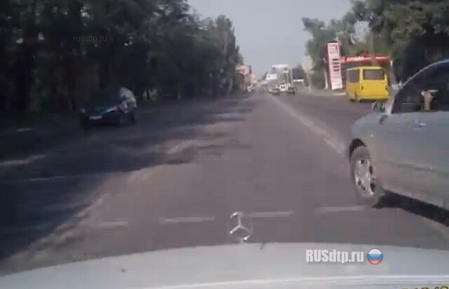 ДТП на перекрестке 