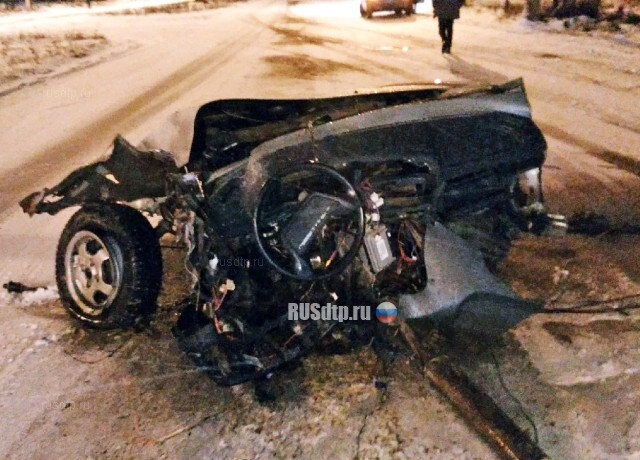 В Твери ВАЗ-2114 разорвало на части 