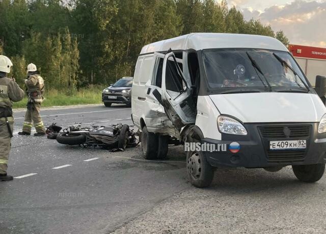 Мотоциклист погиб в ДТП в Нижевартовске 