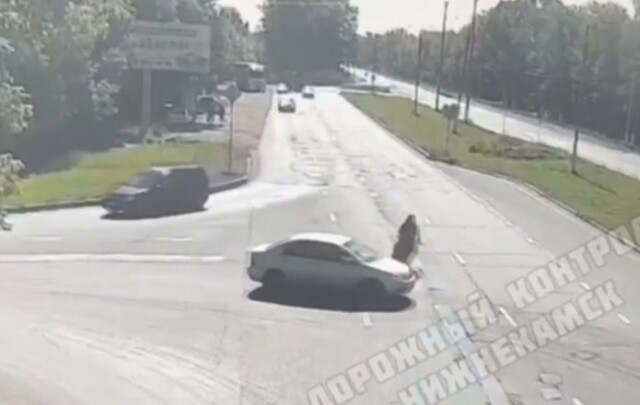 ДТП в Нижнекамске: водитель легковушки при выезде со второстепенной не пропустил мотоцикл 