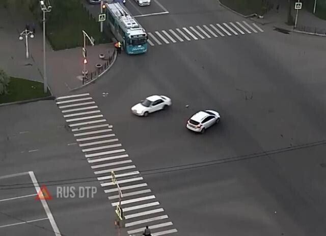 ДТП в Абакане на перекрестке Щетинкина — Кирова
