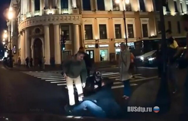 Пешеход сбил мотоциклиста 