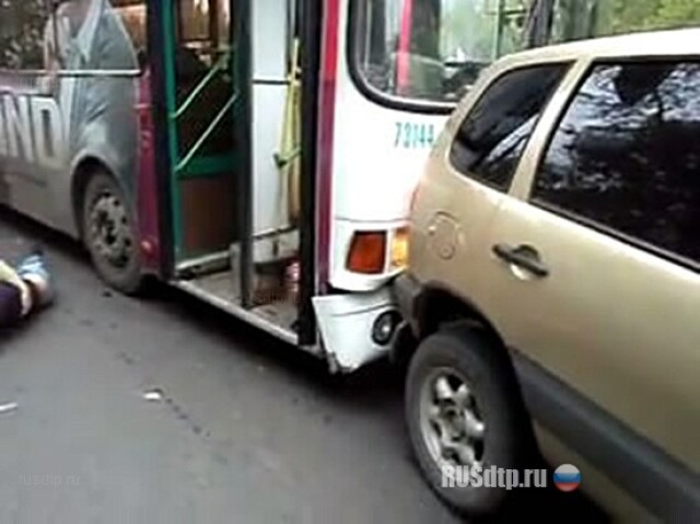 Водитель автобуса умер во время рейса 