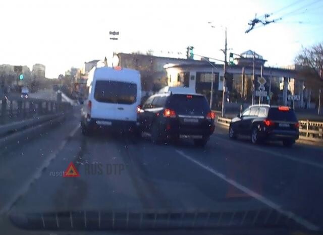 ДТП на Московском мосту в Чебоксарах