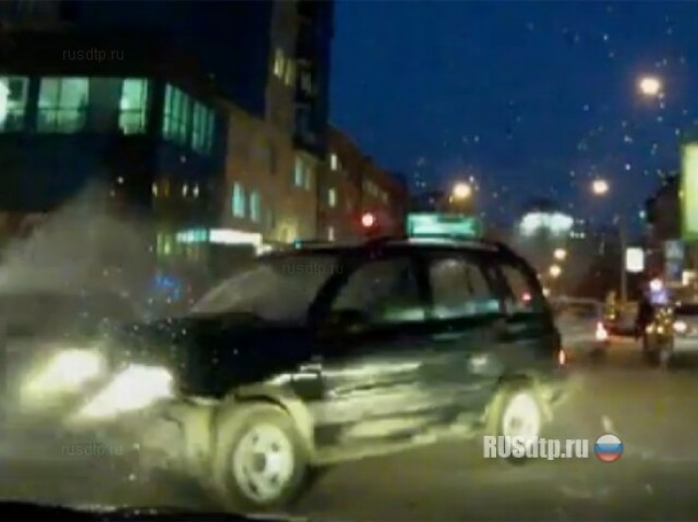 Девушка не пропустила 