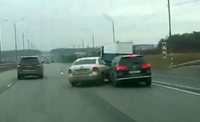 Видеорегистратор запечатлел момент смертельного ДТП на Симферопольском шоссе 