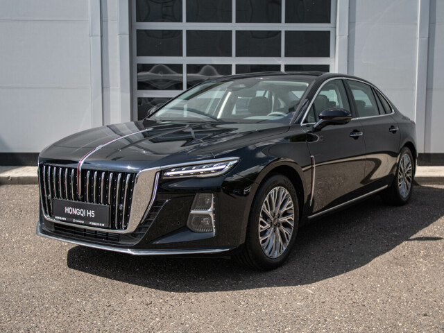 «Ожидания не оправдались»: как один автолюбитель пересел с Toyota Camry на Hongqi H5 