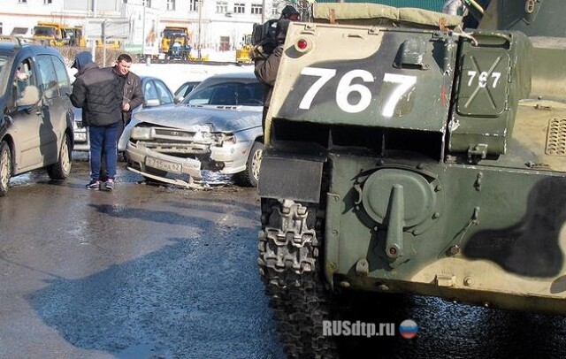 Военные маневры привели к ДТП 