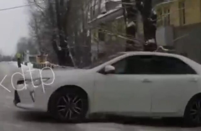 Авария в Иркутске: водитель белой иномарки выезжал со второстепенной