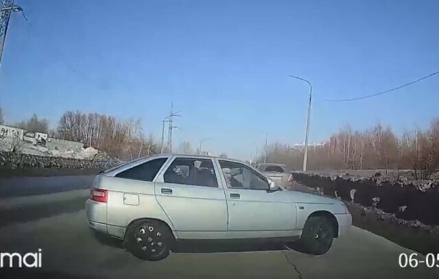 ДТП в Челябинской области: водитель в последний момент увидел поворачивающую машину 
