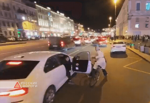 ДТП с велосипедом на Лиговском проспекте в Санкт-Петербурге