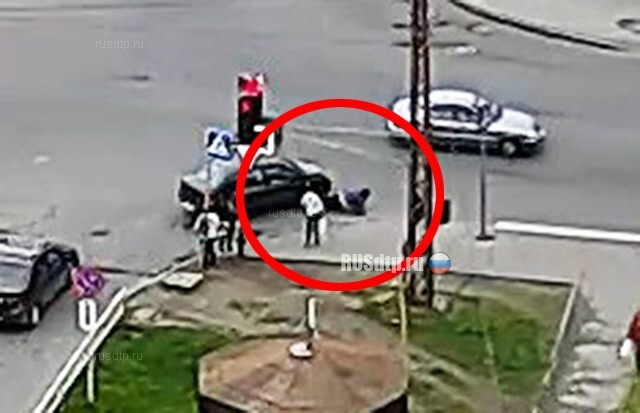 В Петрозаводске автоледи сбила неадекватного пешехода. ВИДЕО