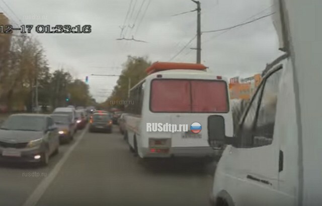 Разбил зеркало
