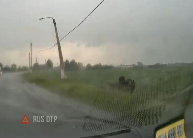 ДТП во время проливного дождя
