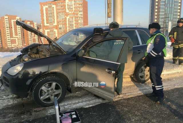 В Иркутске задержали 19-летнего водителя «Porsche Cayenne», сбежавшего с места смертельного ДТП на плотине ГЭС 