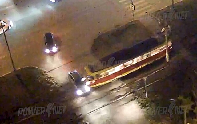 В Волжском водитель автомобиля при повороте не пропустил трамвай 
