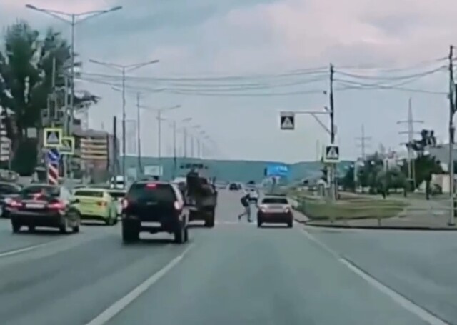 «Светофоры были отключены»: автомобиль сбил пешехода на Московском шоссе в Самаре 