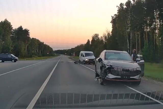 «Решил выполнить разворот»: «Соболь» и Haval столкнулись в Кировской области