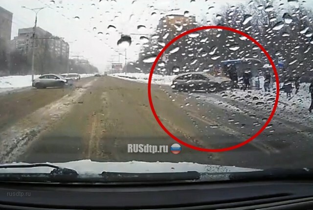 Момент наезда на пешехода на «Рябинке» в Чебоксарах запечатлел видеорегистратор 
