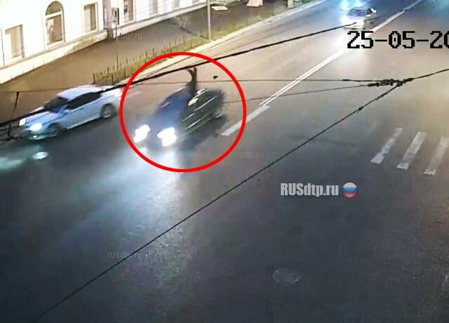 В Петрозаводске пожилой пешеход попал под колеса автомобиля. ВИДЕО