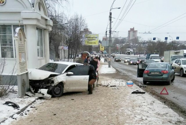 В Иванове момент наезда на пешеходов попал на видео 