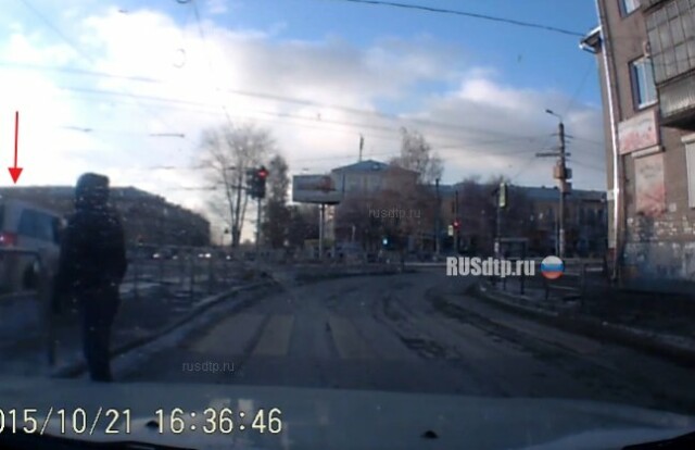 В Челябинске потерявший сознание за рулем мужчина устроил аварию