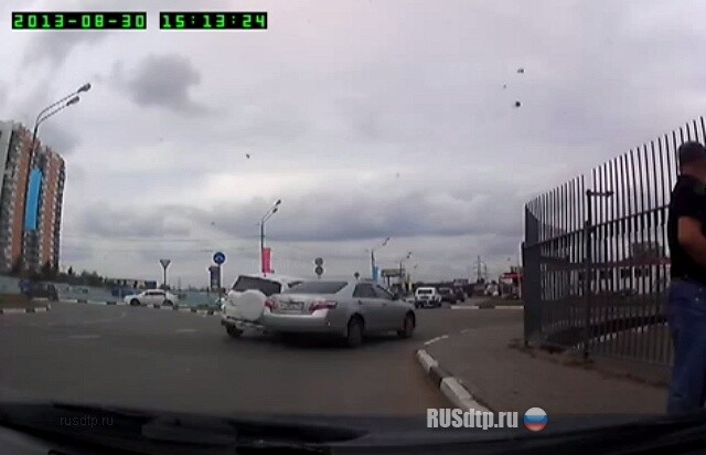 Две Тойоты. Дтп 