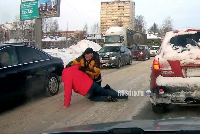 Драка на дороге в Петрозаводске
