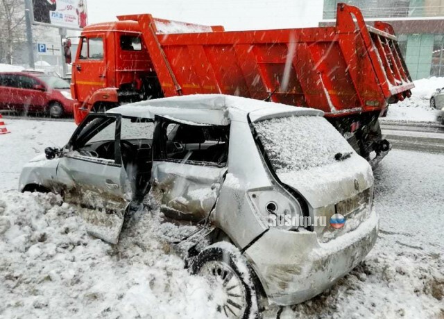 В Оренбурге в ДТП погибла женщина-водитель «Шкоды» 