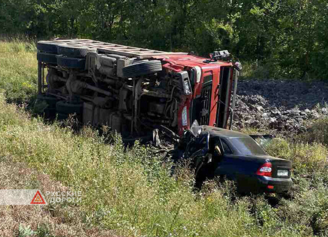 Водитель «Лады» погиб под встречным самосвалом в Самарской области 