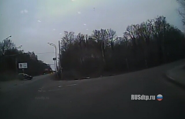 Отправил в полет 