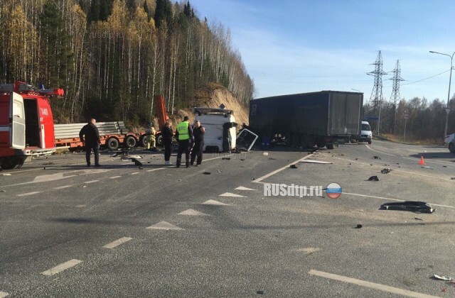 Момент смертельного ДТП под Уватом запечатлели камеры 