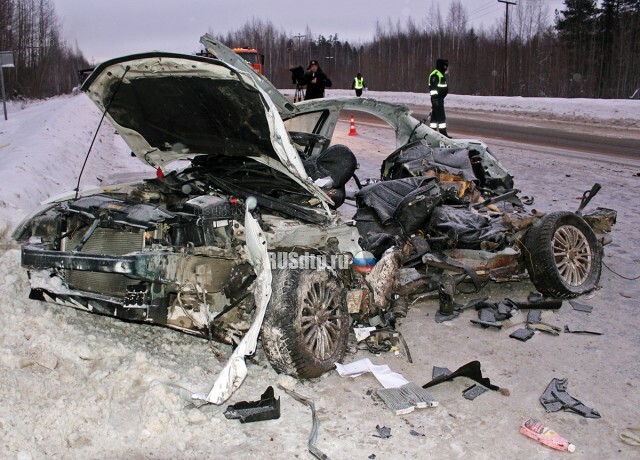 Водитель «Мазды» и два его пассажира погибли в ДТП под Нижневартовском 